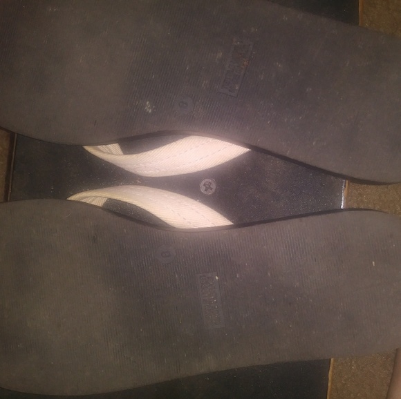 Flip flops - Picture 2 of 2